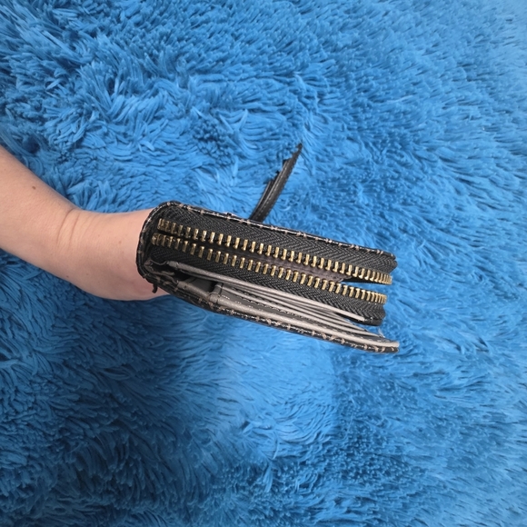 Fossil Madison Zip Clutch Wristlet Wallet - Picture 4 of 11